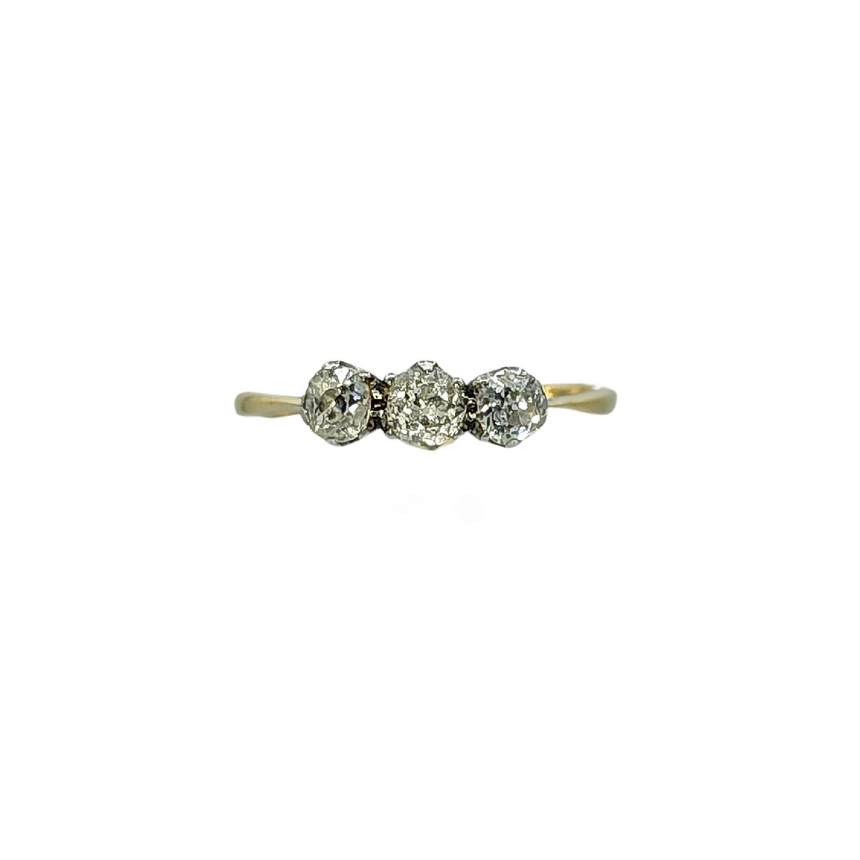 image Beads, silk and gemstones