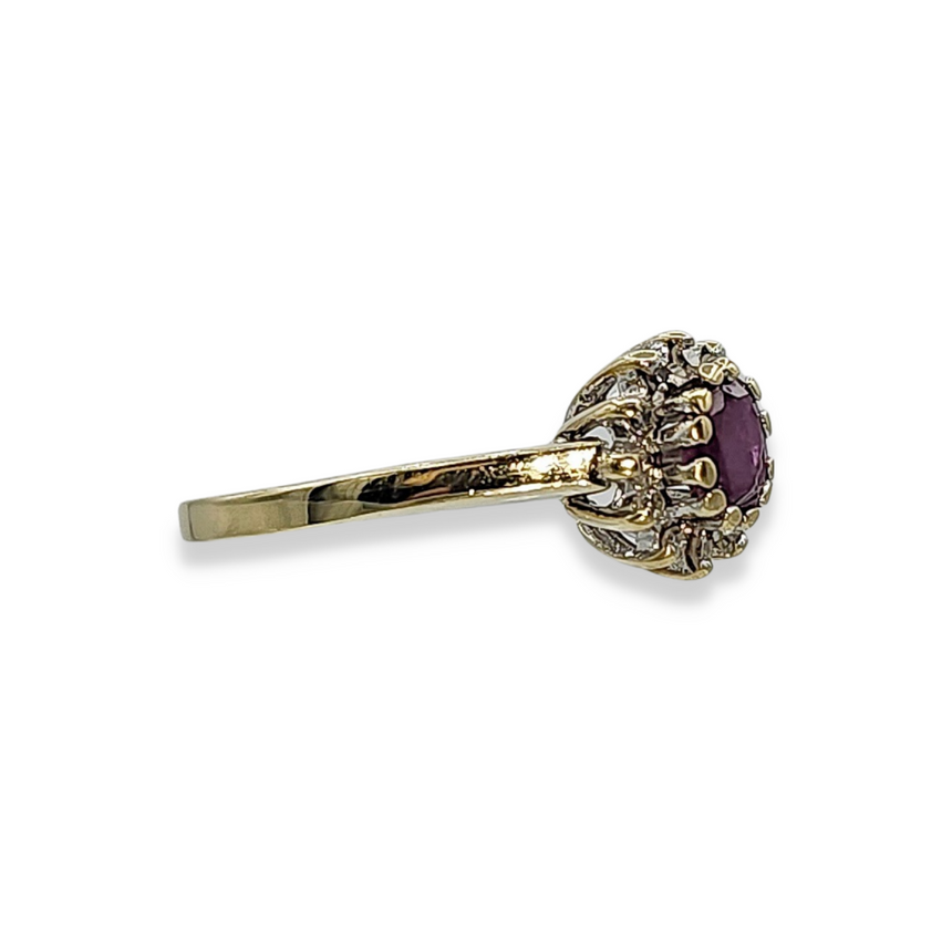 image Beads, silk and gemstones