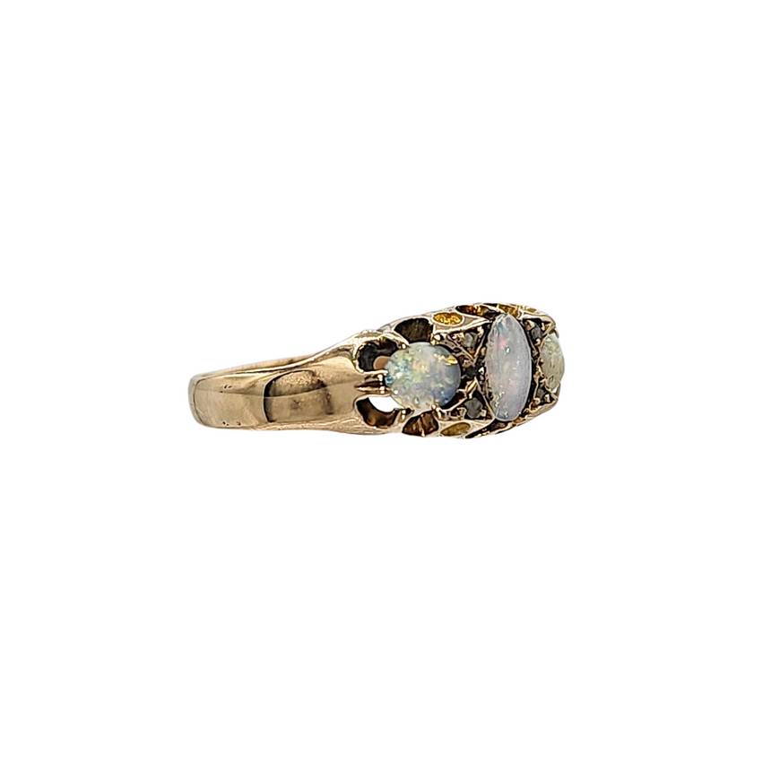 image Beads, silk and gemstones
