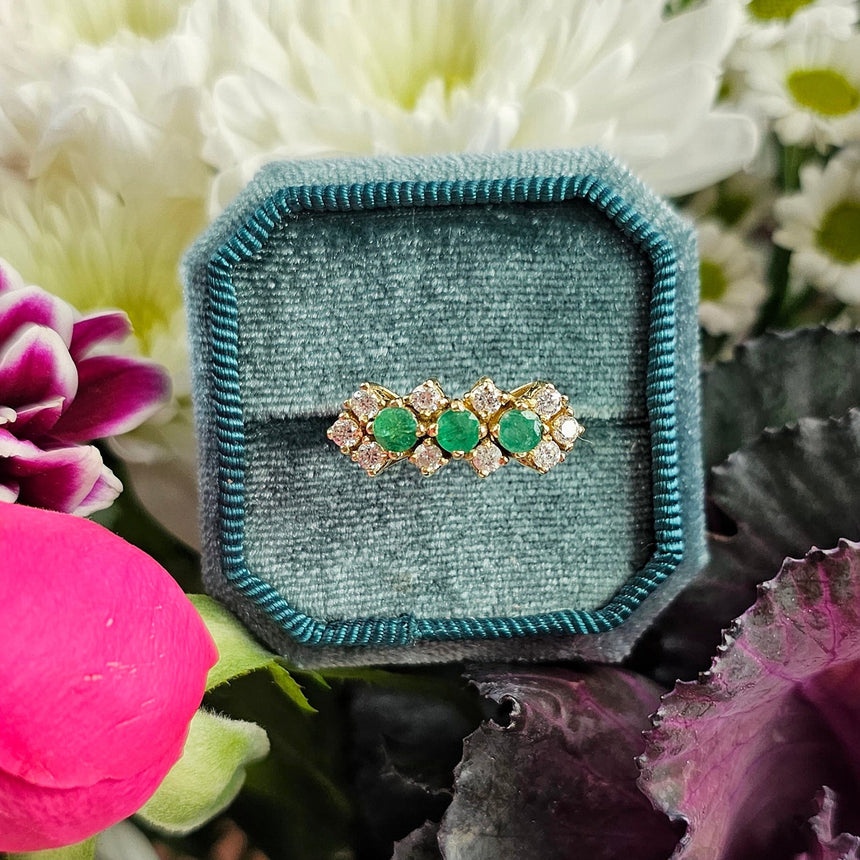 image Beads, silk and gemstones