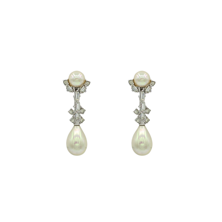 image Beads, silk and gemstones