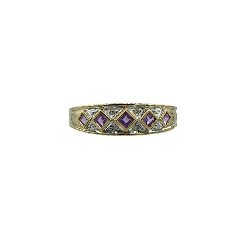 image Beads, silk and gemstones
