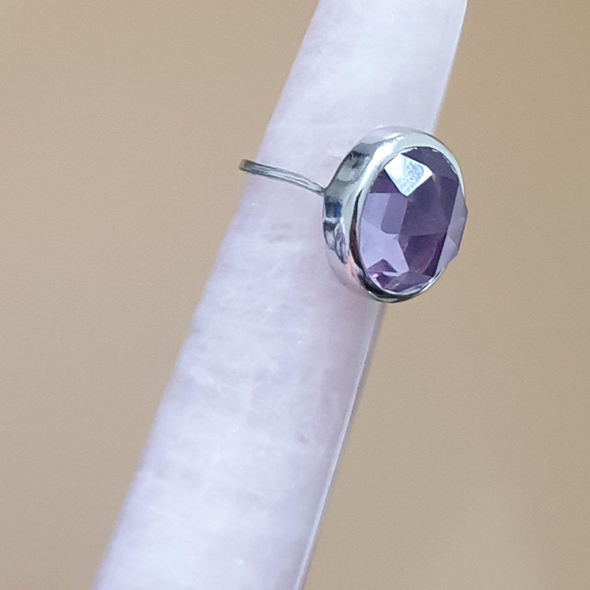 image Beads, silk and gemstones
