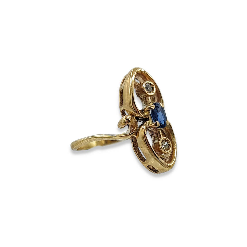 image Beads, silk and gemstones