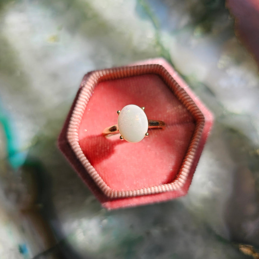 image Beads, silk and gemstones