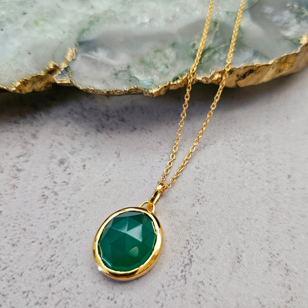 Aissa Necklace with Green Onyx in 18k Gold Vermeil