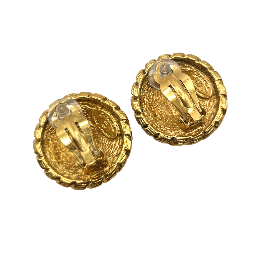 image Beads, silk and gemstones