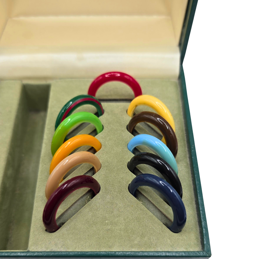 image Beads, silk and gemstones